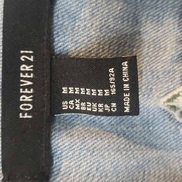Denim jacket - Picture 2 of 8